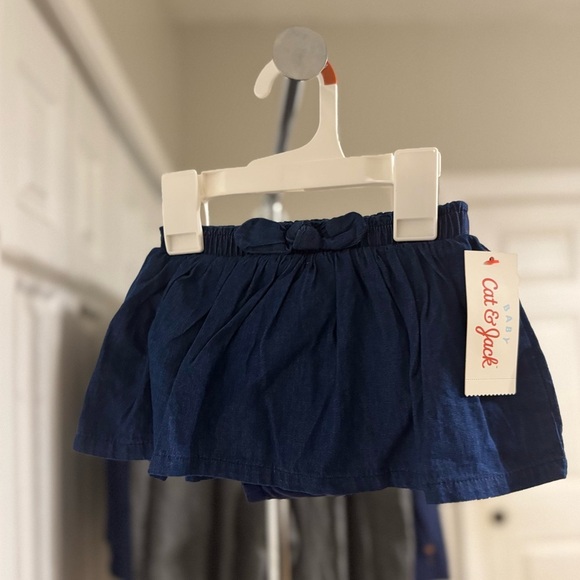 2Pcs Cat & Jack Denim Skirt & Baby Bloomer Size 6/9 Months NWT - Picture 2 of 9